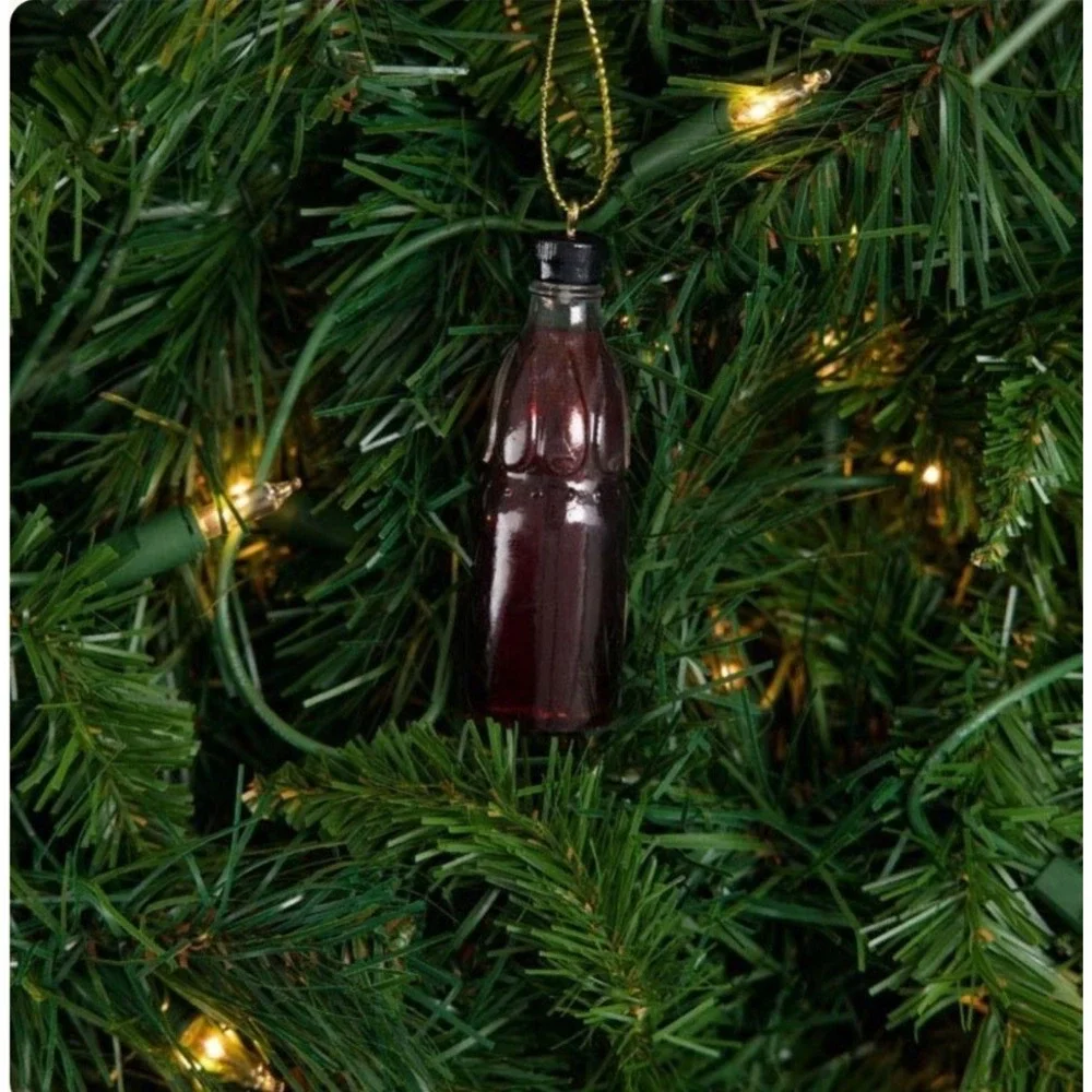 NWT Cracker Barrel Resin Maple Syrup Bottle Christmas Ornament NEW 2026 1